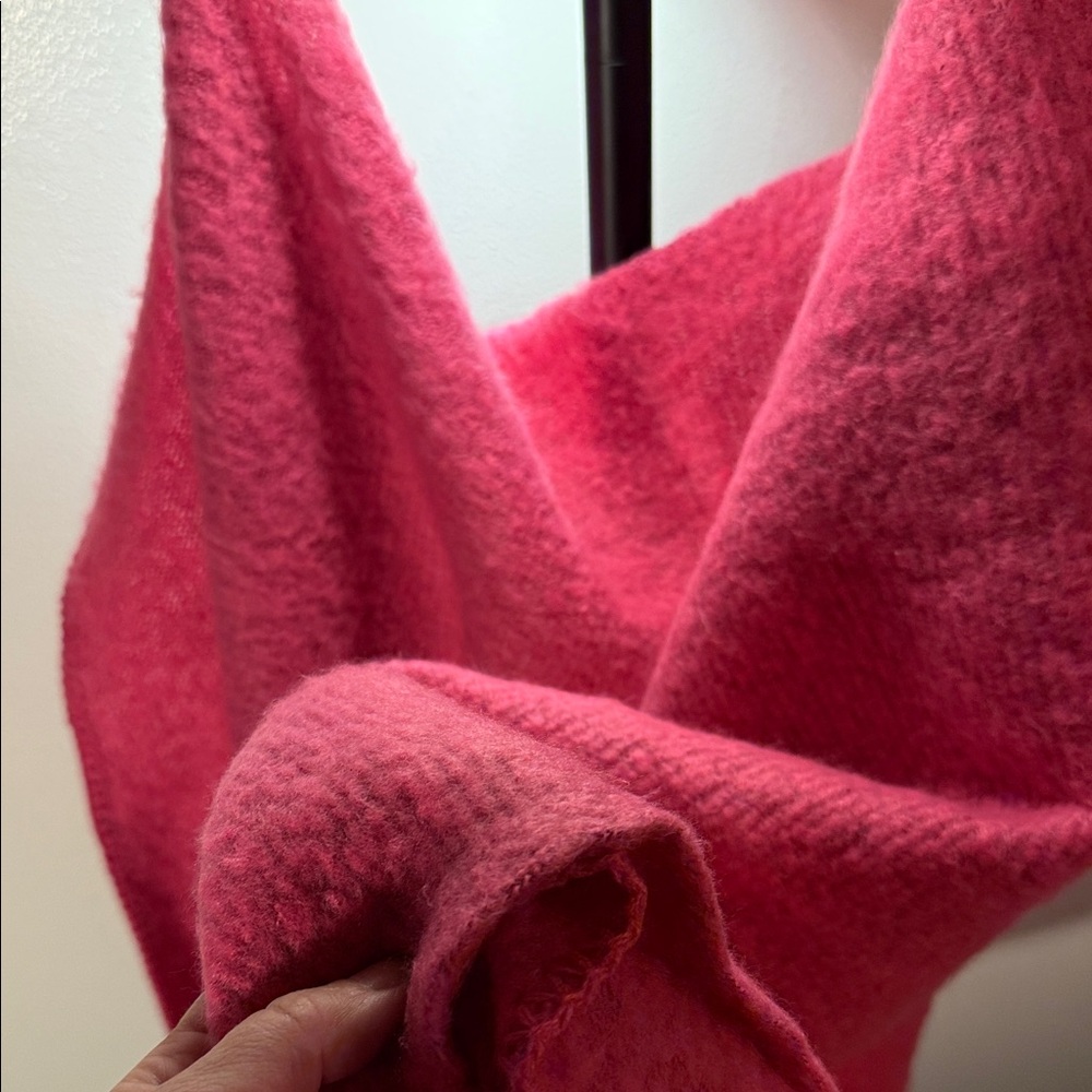 extra long‎ Nine West carnation hot pink fleece scarf oversized wrap color pop